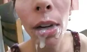 sissy ڕاهێنانی سەختی ...
