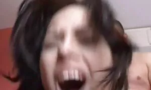 کچە کچە گەنجە ئاماتۆ ...